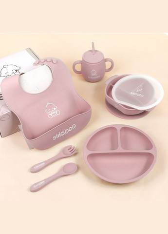 Набір дитячого силіконового посуду SC2109 Рожевий (Дві тарілки з приборами, чашка та слюнявчик) Silicoco (302974800)