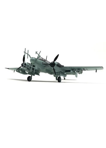 Коллекционная модель самолета Messerschmitt BF-110 металл масштаб 1:100 No Brand (365039406)