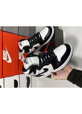 Черные демисезонные кроссовки мужские nike air jordan 1 high black найк аир джордан черные No Brand