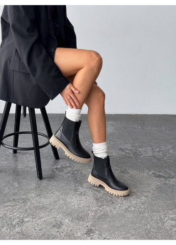 Жіночі зимові челсі з натуральної шкіри, чорні, на підошві латте, з теплим хутром No Brand (365654815)