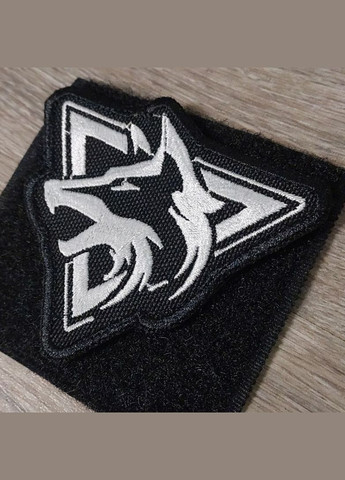 Шеврон Знак Волка черно-белый No Brand (336381520)