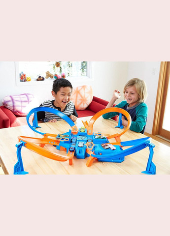 Хот Вілс Аварія хрест навхрест Hot Wheels Cros Cros Crash Track Set DTN42 Mattel (304055503)