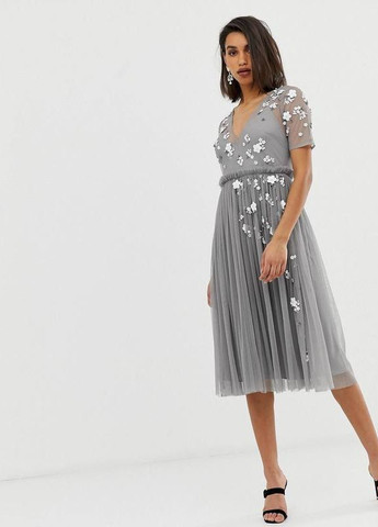 Сіра сукня міді з 3d квітами Asos