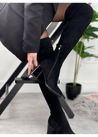 Черные осенние эффектные женские ботфорты No Brand