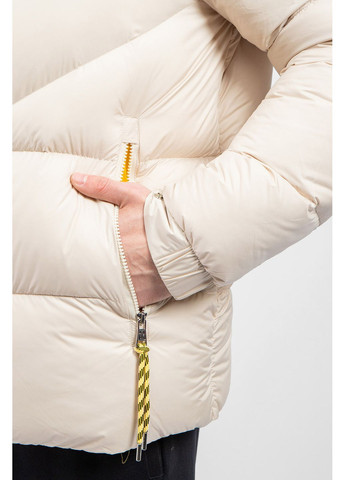 Бежевый зимний Пуховик Moncler