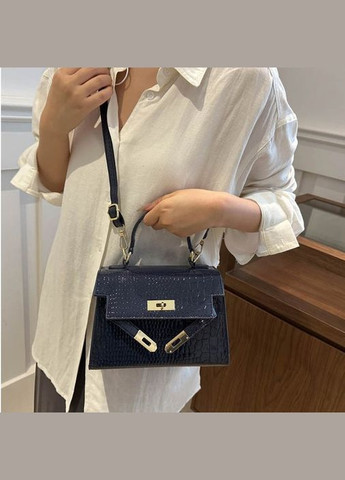 Жіноча сумка 8117 крос-боді на ремінці рептилія синя No Brand (306709431)