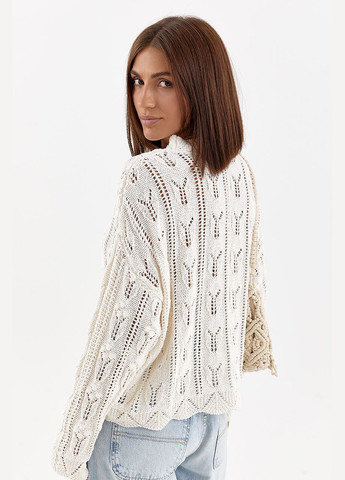 Молочный демисезонный женский свитер из ажурной вязки Lurex