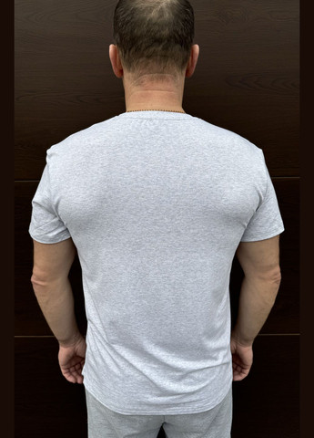 Светло-серая стильная базовая мужская футболка с коротким рукавом No Brand