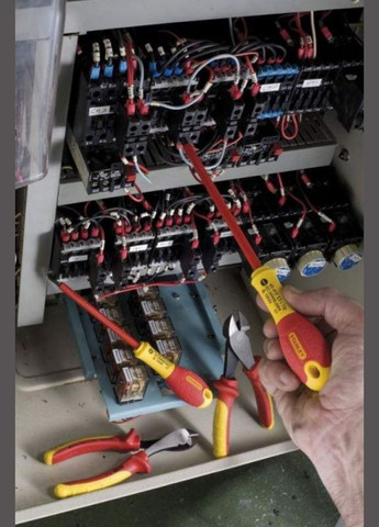 Отвертка высоковольтная FatMax VDE 1000V (SL4x100 мм) сталь (26341) Stanley (340276523)