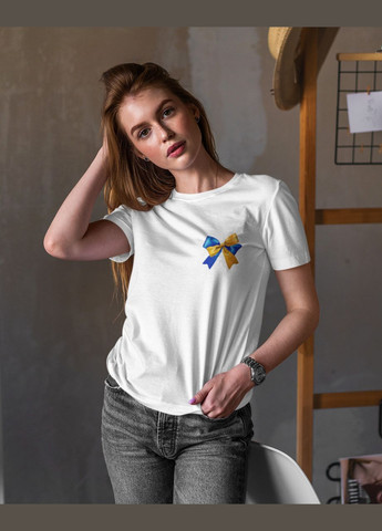 Белая летняя футболка женская с украинской символикой хаки 44 Mishe 200040010