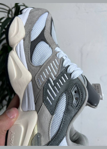 Сірі кросівки No Brand