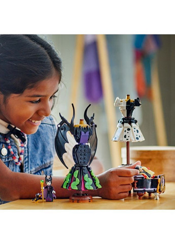 Конструктор Disney Платья Малефисенты и Круэллы де Виль 524 деталей (43262) Lego (322906994)