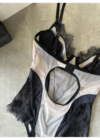 Боді чорне з чашечкою та регульованими шлейками Vital-Textile 132/45 (361853724)