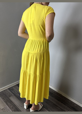 Жовтий жіноче літнє плаття ярусне жовте mkaz6053-1 Modna KAZKA