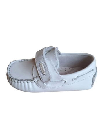 Белые мокасины кожаные для девочки 112380 белый Garvalin на липучке