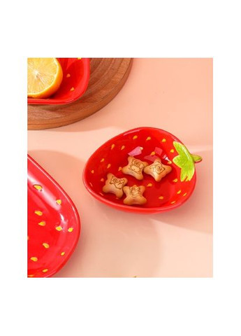 Тарілка глибока Полуниця 18514 3.8х10.5х13 см червона No Brand (349222711)