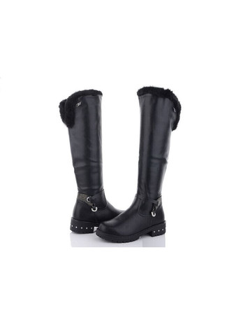 Зимние сапоги зимние высокие черные ботфорты Victoria с мехом, с заклепками, на тракторной подошве