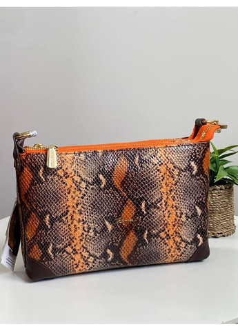 Яскрава жіноча крос-боді Туреччина помаранчева з шоколадом, натуральна шкіра рептилія, три відділи, ремінь в комплекті Karya (361147665)