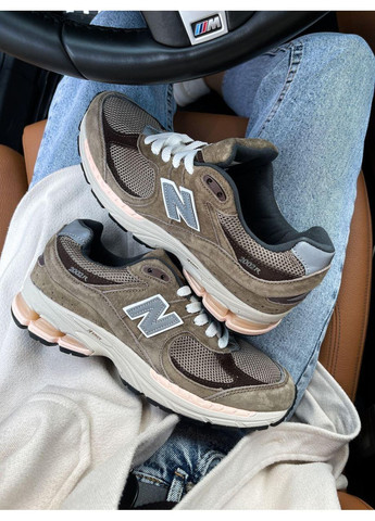 Бежевые демисезонные кроссовки мужские new balance 2002r olive suede нью беланс 2002r No Brand