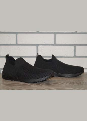 Чорні Осінні кросівки чоловічі текстильні без шнурків чорні SWIN SHOES