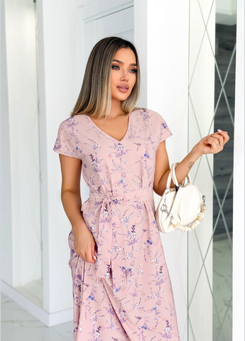 Светло-розовое повседневный, джинсовое, кэжуал светло-розовое макси-платье из софта с поясом а-силуэт INNOE с цветочным принтом