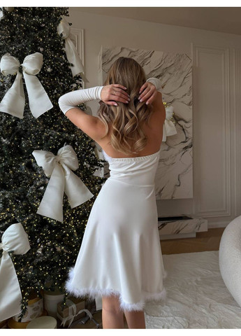 Білий святковий, вечірня жіноча сукня з пишною спідницею, з відкритими плечима No Brand однотонна