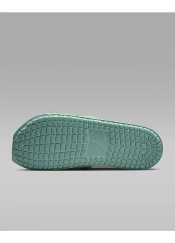 Цветные шлепанцы wmns nola slide cz8027-002 Jordan