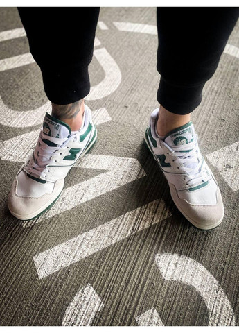 Серые демисезонные кроссовки мужские new balance 550 white green нью беланс 550 No Brand