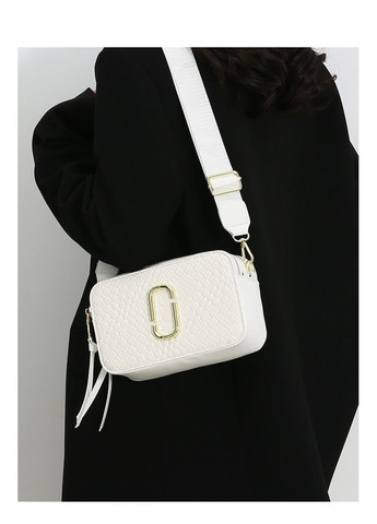 Модная простая плетеная сумка через плечо женская молочная КиП (315919446)