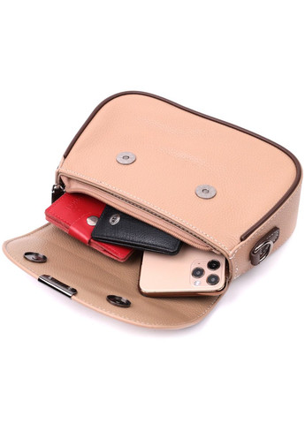 Сумка для женщин с фактурным клапаном из натуральной кожи бежевая 22373 Vintage (329197065)