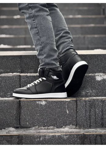 Чорно-білі чоловічі зимові кросівки No Brand