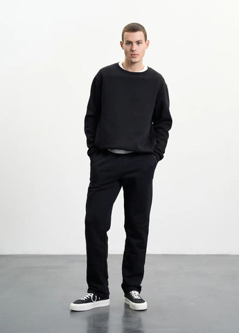 Чорний світшот чоловічий утеплений Роза однотонний без декору (322649133)