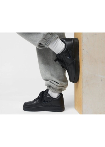 Чорні кросівки чоловічі air force 1 black Nike