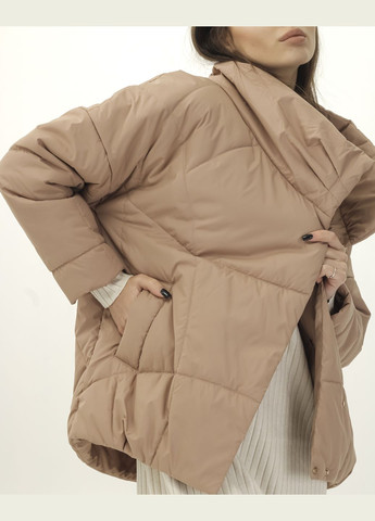 Бежевая куртка бежевая Kattaleya