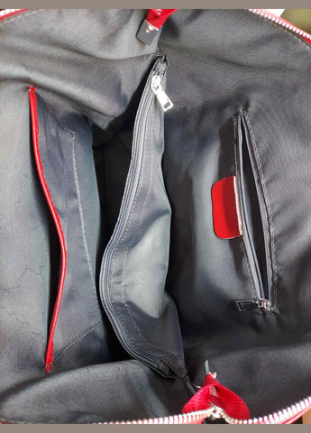 Сумка шкіряна червона 31х28х14 см No Brand (333337807)