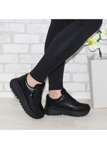 Женские зимние кожаные кроссовки с высокой ребристой подошвой Fashion чёрные зима (370877890)
