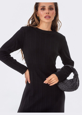 Черное кэжуал вязаное платье-клёш чёрного цвета Dressa однотонное