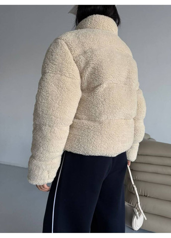 Черная зимняя теплая и стильная женская куртка No Brand