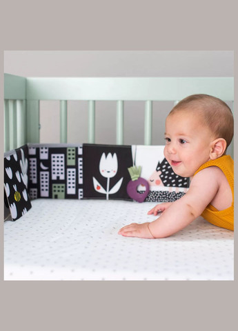 Книжка-розкладачка Садок у місті Зайчики (13065) Taf Toys (331164354)