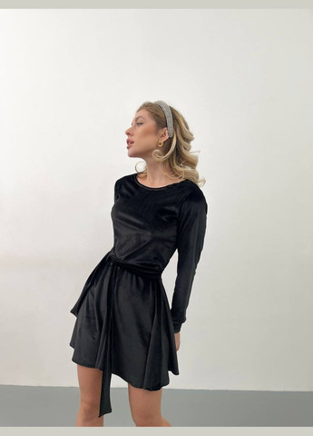 Черное короткое бархатное платье с поясом черного цвета 30104 клеш No Brand однотонное