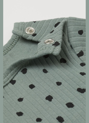 Оливковий (хакі) літній комплект (лонгслів, легінси) H&M