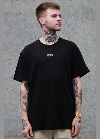 Чорна чоловіча оверсайз футболка з принтом mclaren з довгим рукавом Without