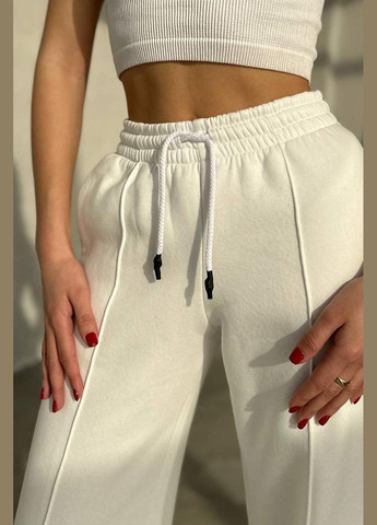 Спортивные штани женские белого цвета Let's Shop (290981531)