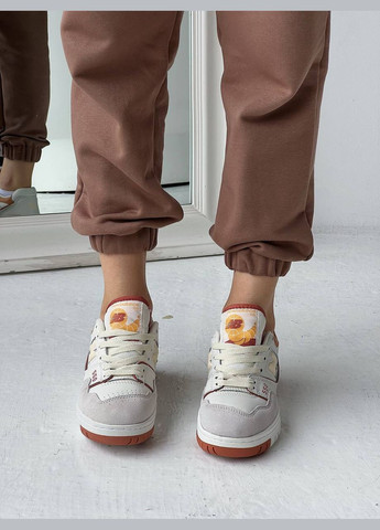 Комбіновані осінні кросівки жіночі, white/orange вьетнам New Balance 550