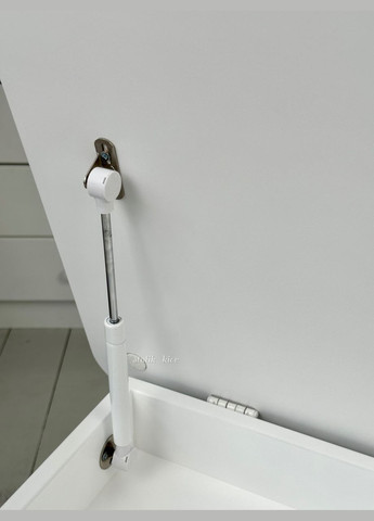 Дитячий столик і стільчик метелик білий. Столик із нішею для олівців і розмальовок No Brand (361259117)