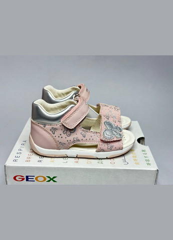 Пудровые детские босоножки tapuz сандалии на девочку Geox