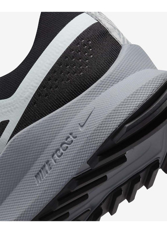 Черные демисезонные мужские кроссовки беговые react pegasus trail 4 черный Nike