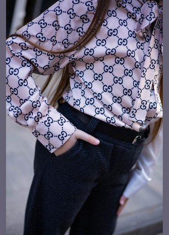 Белая с логотипом блузка IRmAS демисезонная