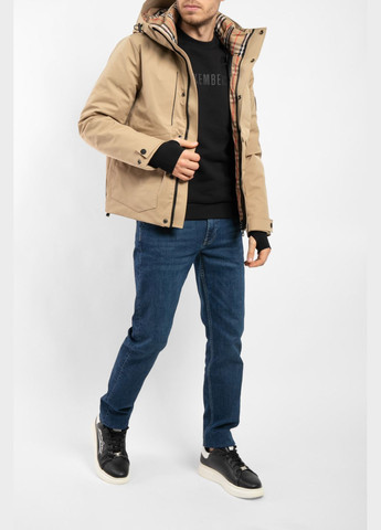 Бежева зимня куртка Burberry