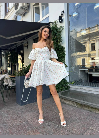 Білий повсякденний сукня жіноча з відкритими плечима Україна з квітковим принтом